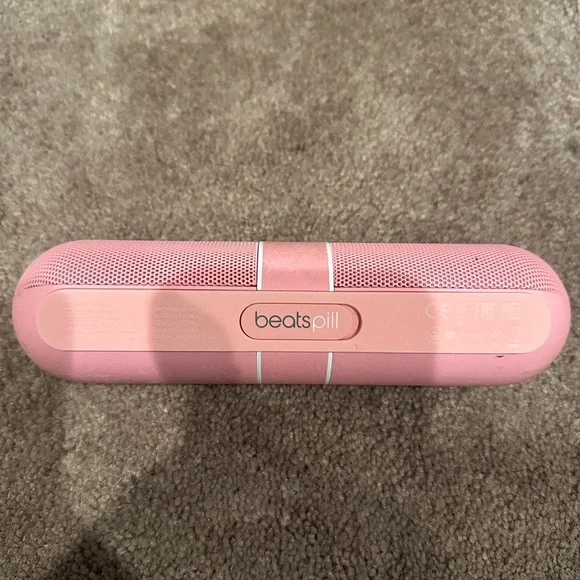 Nicki Minaj Pink beats pill - Picture 6 of 6